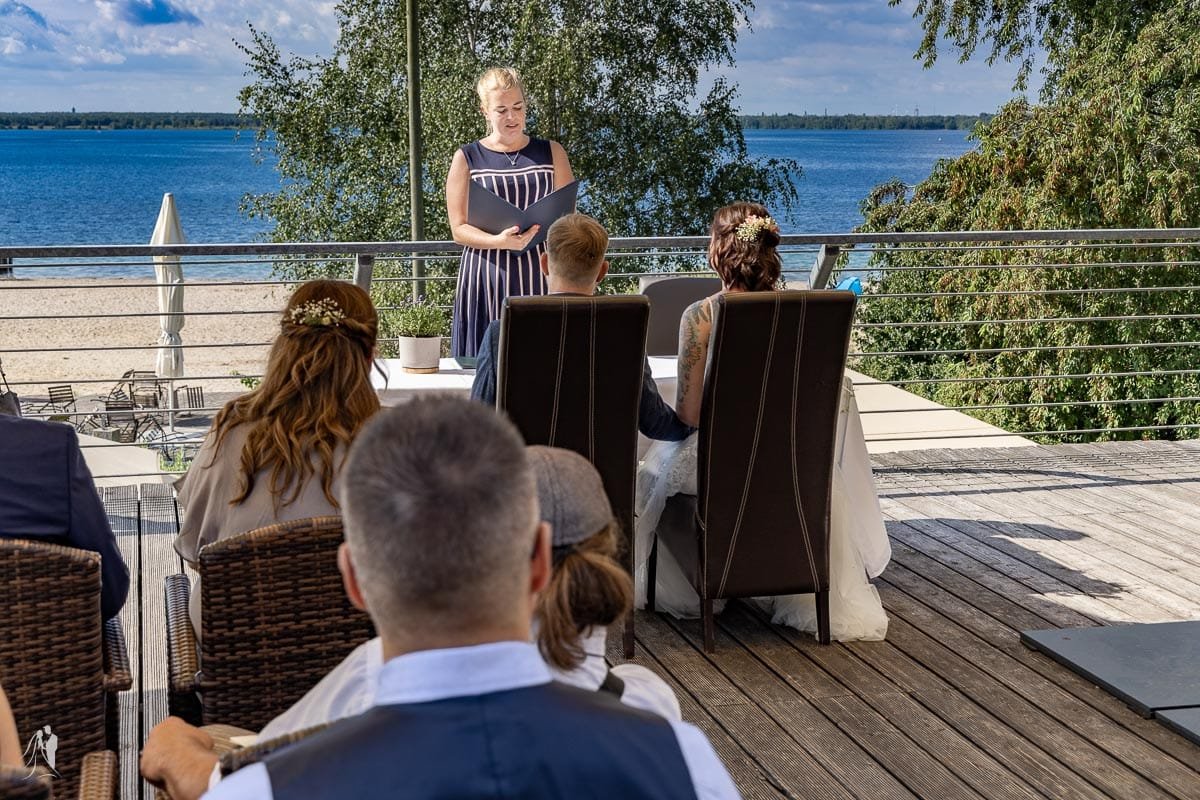 hochzeitsfotograf am cospudener see just tom